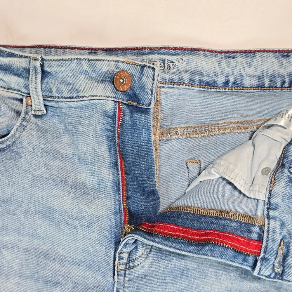Edgely High Rise Flare‎ Jeans Light Wash Acid Denim Size 12 Short 751408